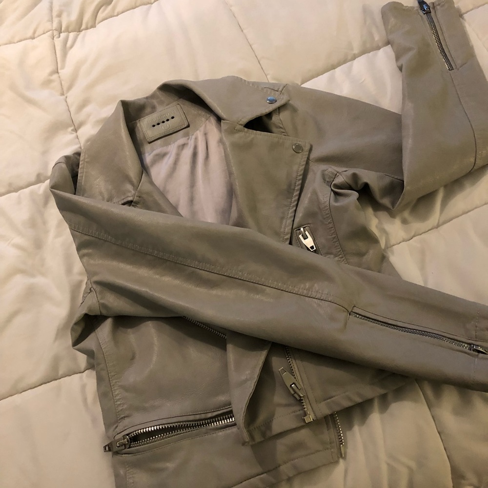 BlankNYC faux leather jacket grey medium